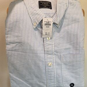 NWT Abercrombie & Fitch Men's Blue Striped Shirt